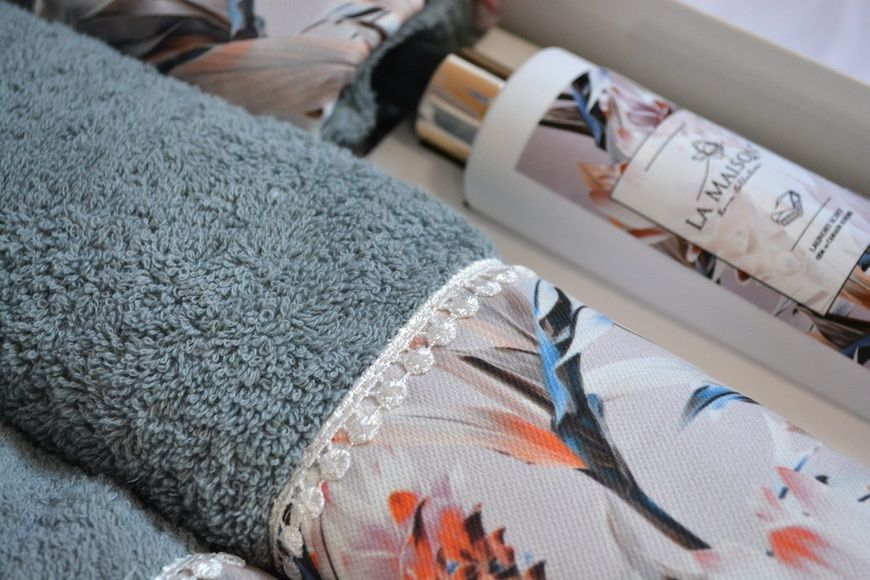 Подарунковий набір рушників з парфумом La Maison Della Irmak головне фото