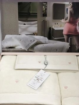 Подарочный набор полотенец Maison D'or Soft Hearts (3 шт. в коробке) главное фото