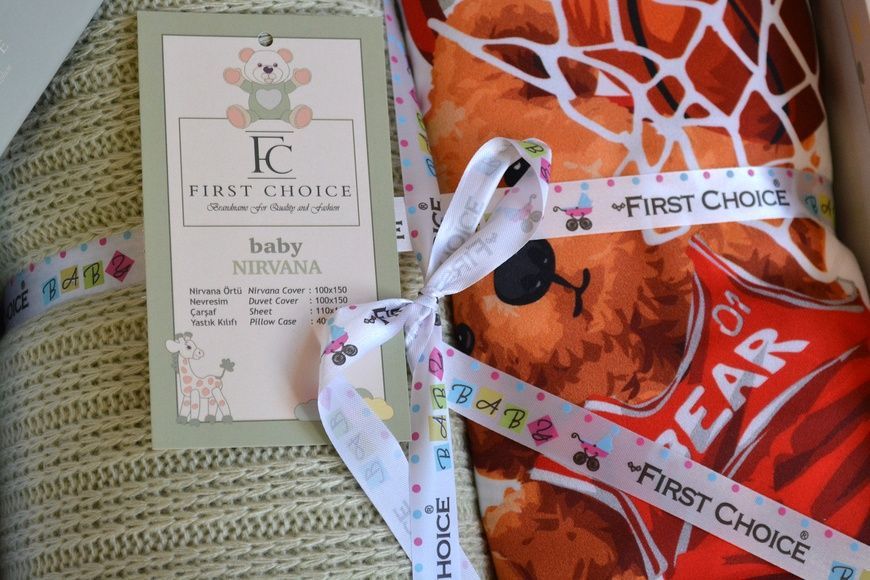 Комплект постельного белья для новорожденных First Choice - Cleo Сатин + Плед вязаный главное фото
