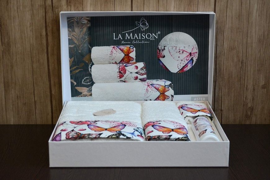 Подарочный набор полотенец с парфюмом La Maison Butterfly главное фото