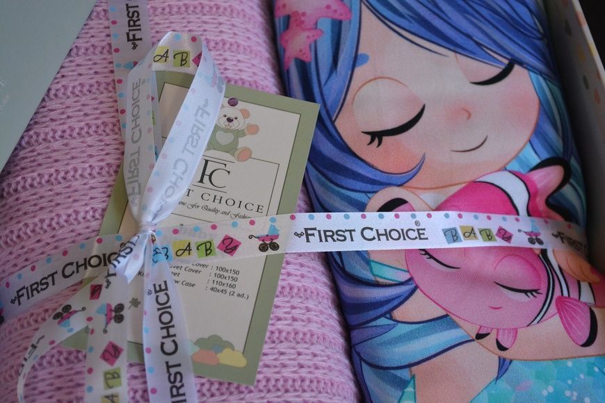 Комплект постельного белья для новорожденных First Choice - Mermaid Сатин + Плед вязаный главное фото