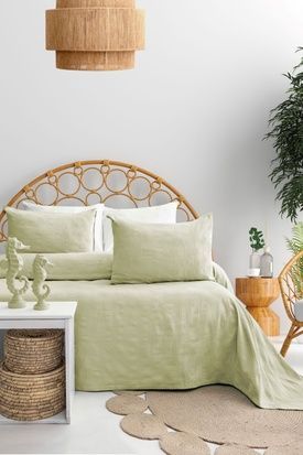 Бамбуковое покрывало с наволочками Saheser Zeta Green 240*260см главное фото
